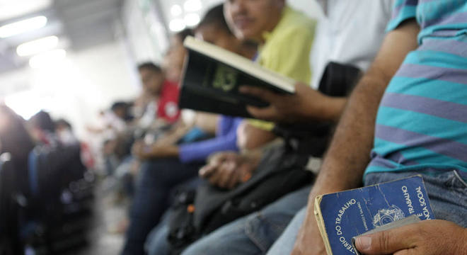 MP que revoga trabalho aos domingos já tem 2 mil emendas